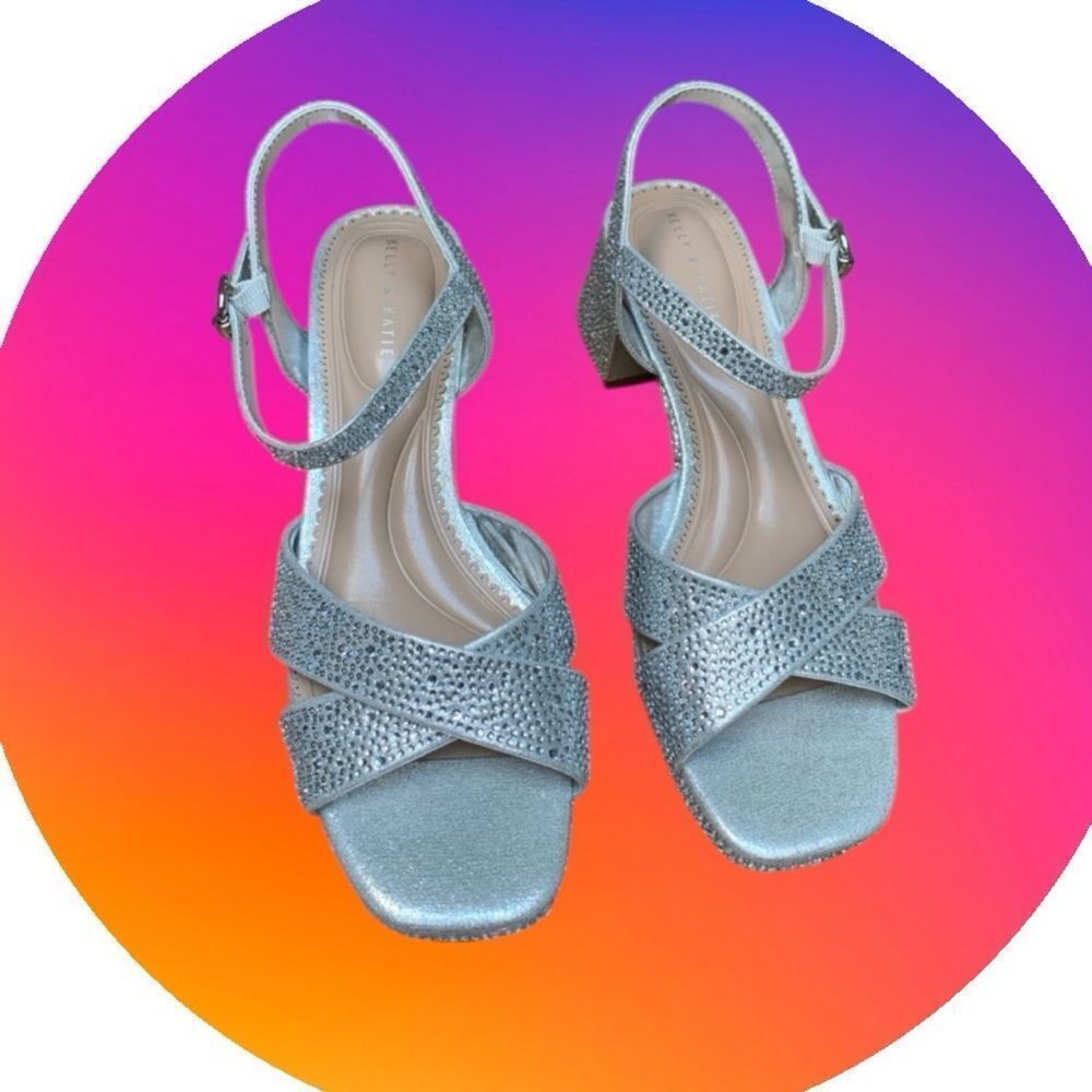 Kelly & Katie Silver Glitter Sandals NWOT - Picture 7 of 16